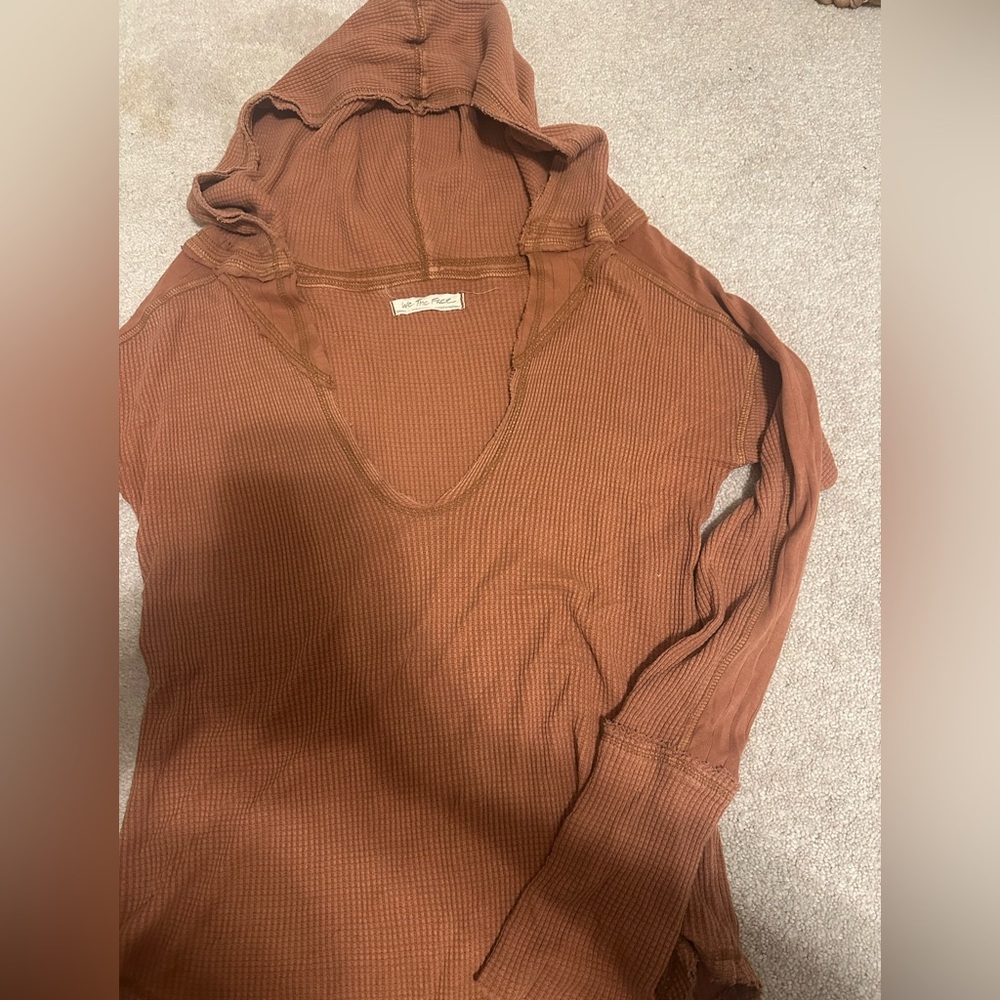 🍂 We The Free by Free People Rust Thermal Waffle Knit Hoodie Top – Size S (EUC) - Picture 2 of 4